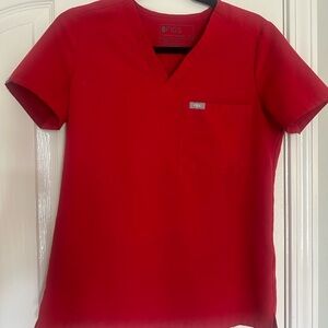 Figs Winning Red Catarina One Pocket Scrub Top XS